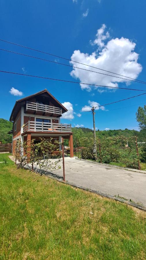 Apartman Cherry Gradac Валево Екстериор снимка