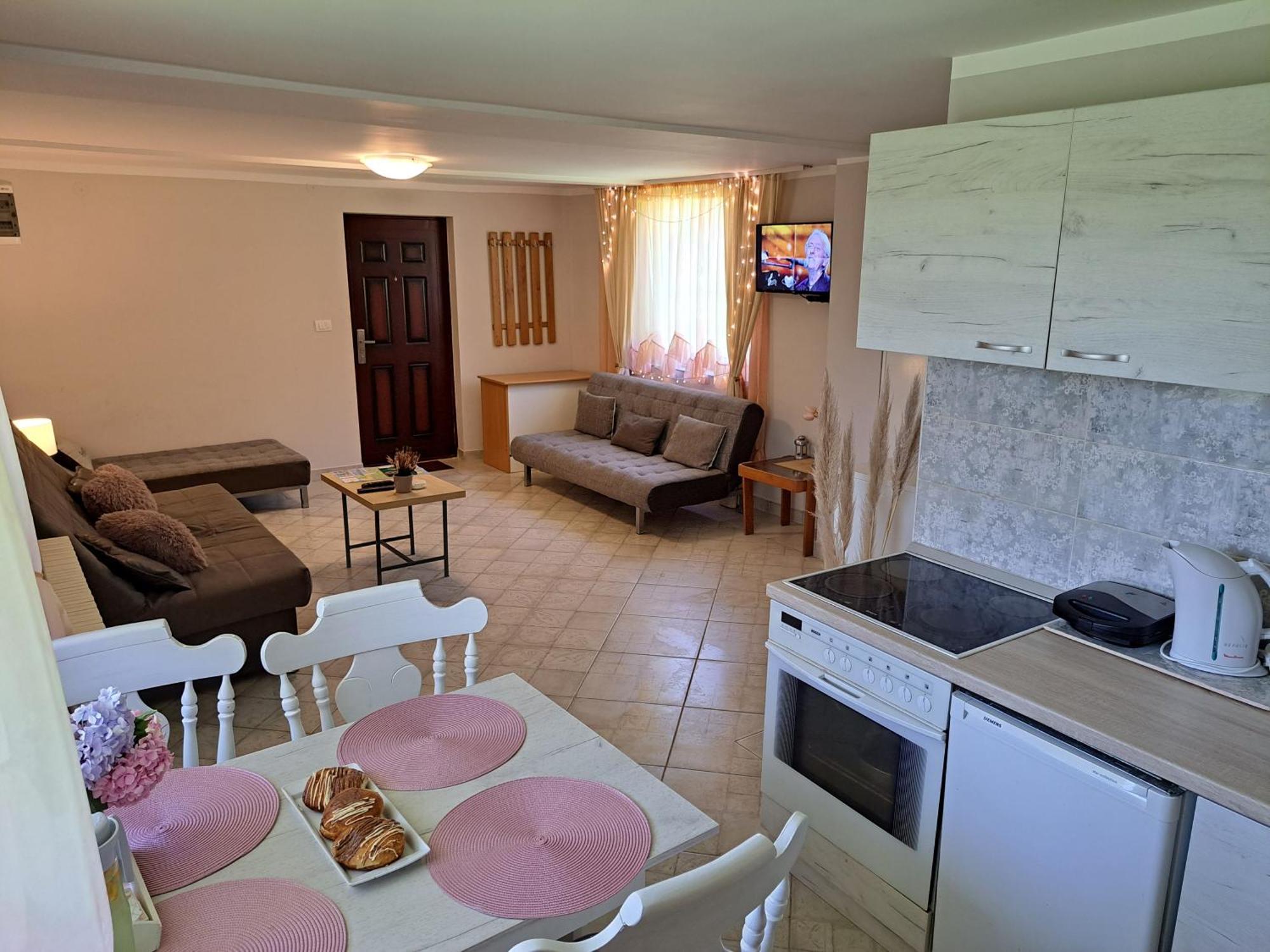 Apartman Cherry Gradac Валево Екстериор снимка